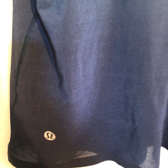 Lululemon Chase Me Down Tank size 2 - Picture 5 of 8